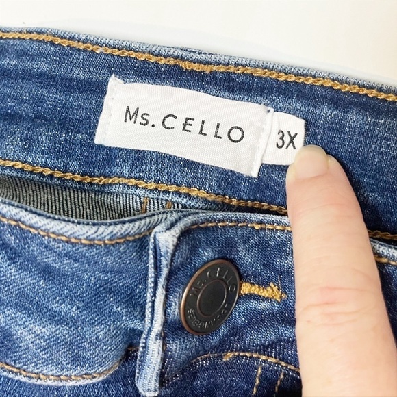 Cello High Rise Denim Shorts 3X stretch distressed midi plus size ripped cut off - Picture 6 of 14